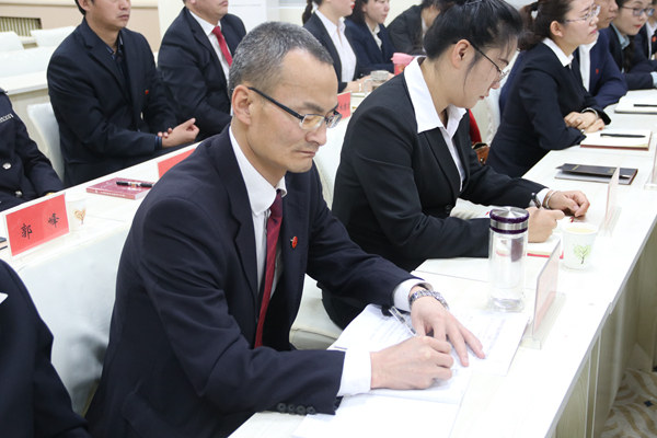 【纪检人·镜头】打铁必须自身硬