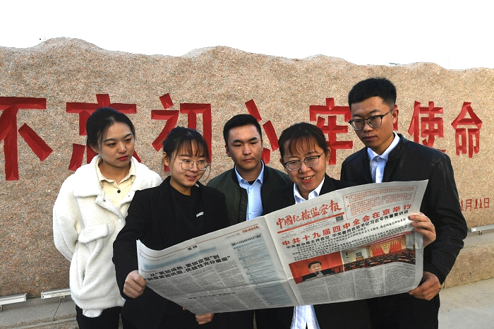 镜头丨学深悟透 知行合一