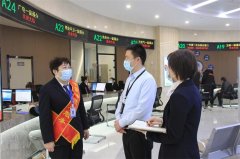 镜头 | 整治群众身边腐败和不正之风