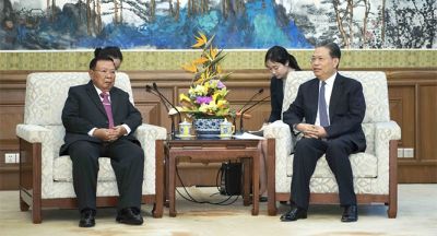 赵乐际会见老挝人民革命党中央总书记、国家主席本扬