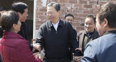 赵乐际:紧紧围绕党中央决策部署 履行监督职责推进工作落实